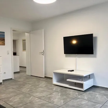 Dachgeschosswohnung Mit Seeblick *