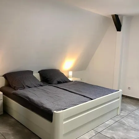 Dachgeschosswohnung Mit Seeblick Apartment