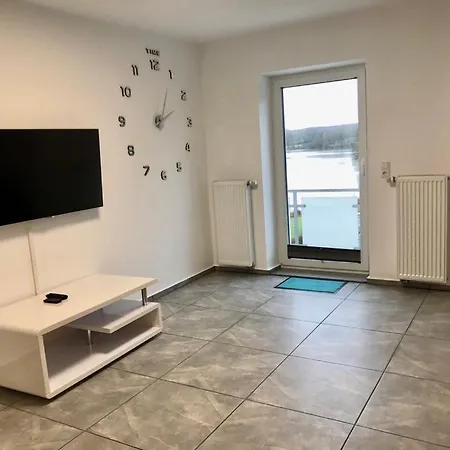 Dachgeschosswohnung Mit Seeblick Ahrensbok