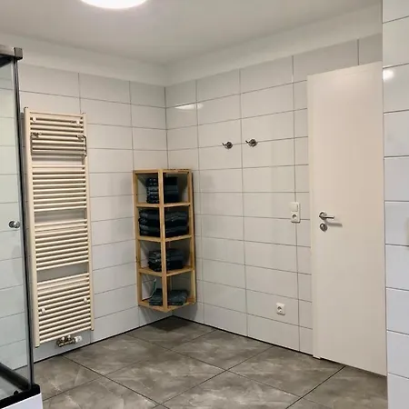 Dachgeschosswohnung Mit Seeblick Apartment