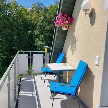Dachgeschosswohnung Mit Seeblick Apartment Ahrensbok