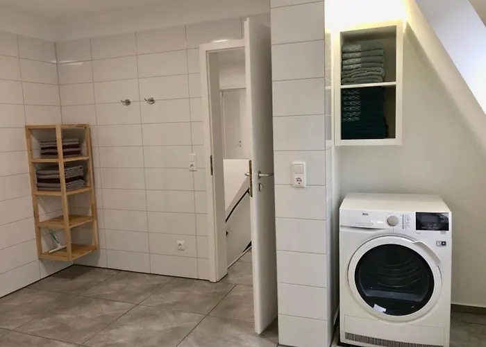 아파트 Dachgeschosswohnung Mit Seeblick Ahrensbok